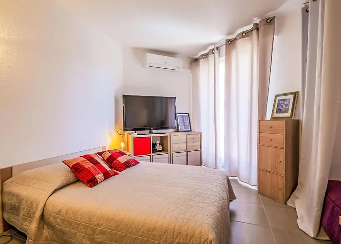 Regina-15 By Interhome Apartamento *